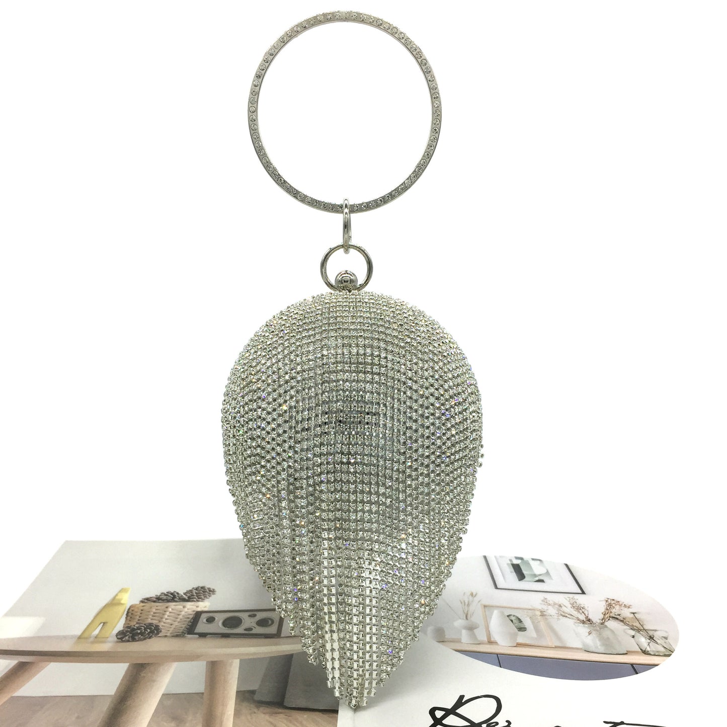 Diamond Tassel Round Chic