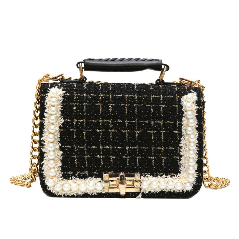 Messenger Chic