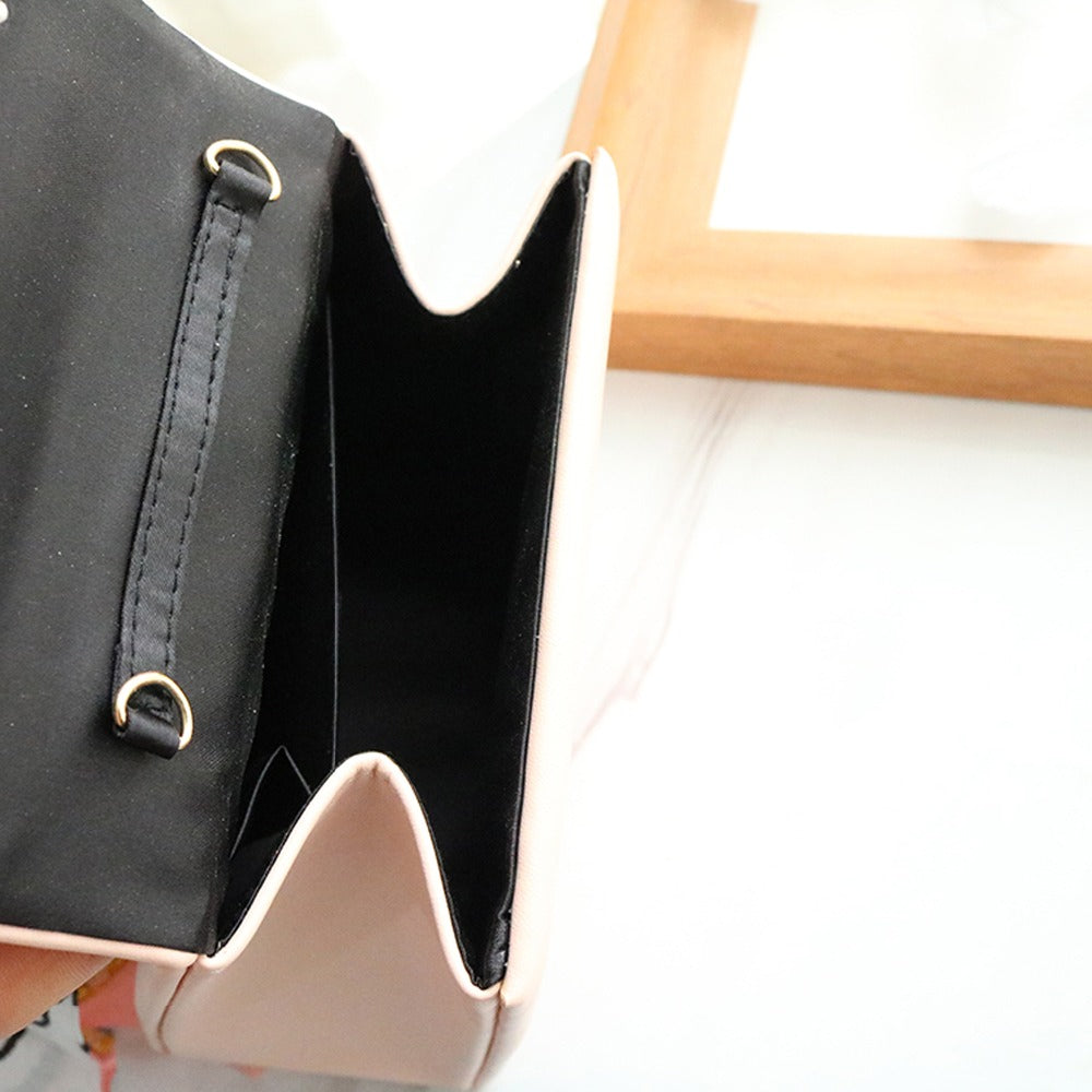 Tassel shoulder bag