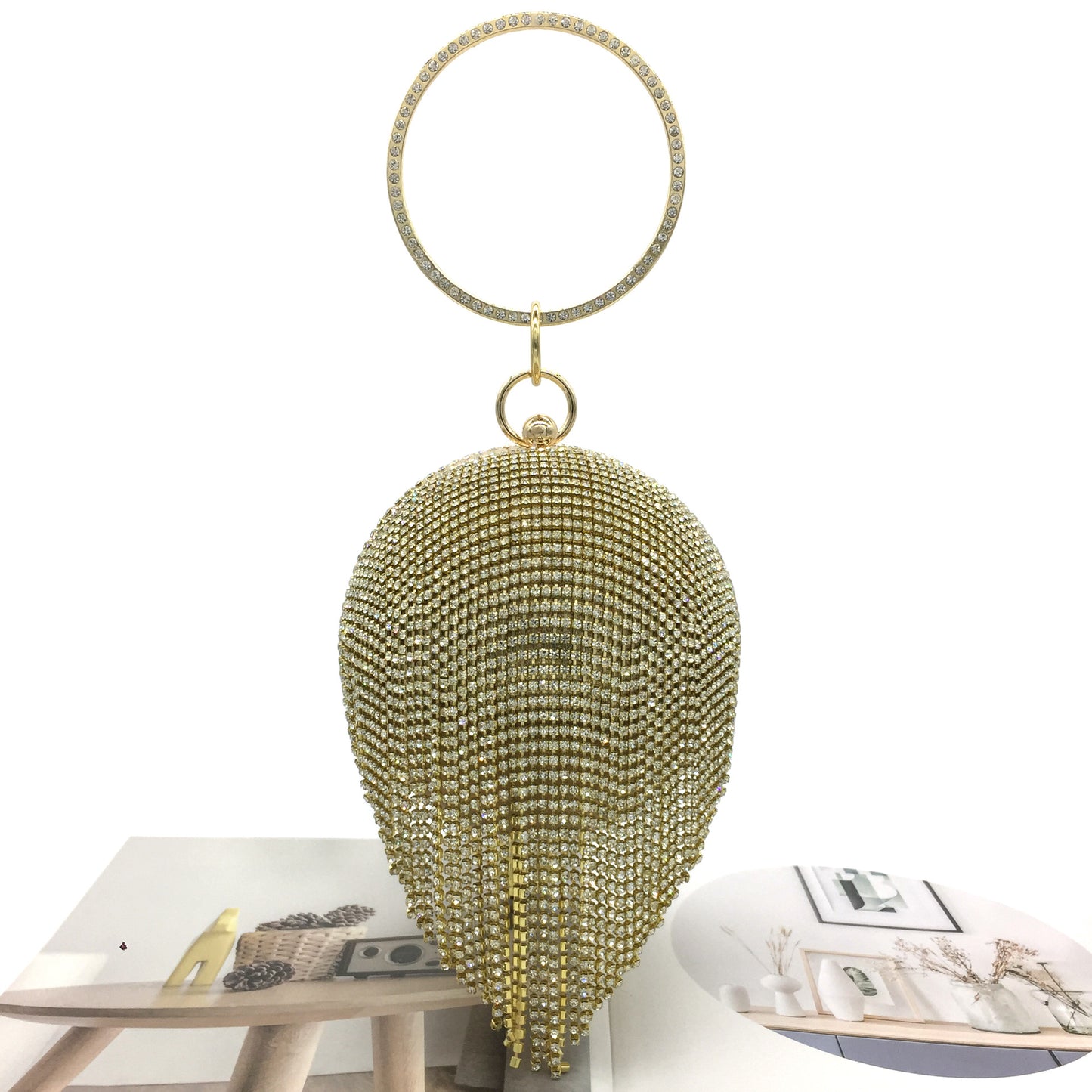 Diamond Tassel Round Chic