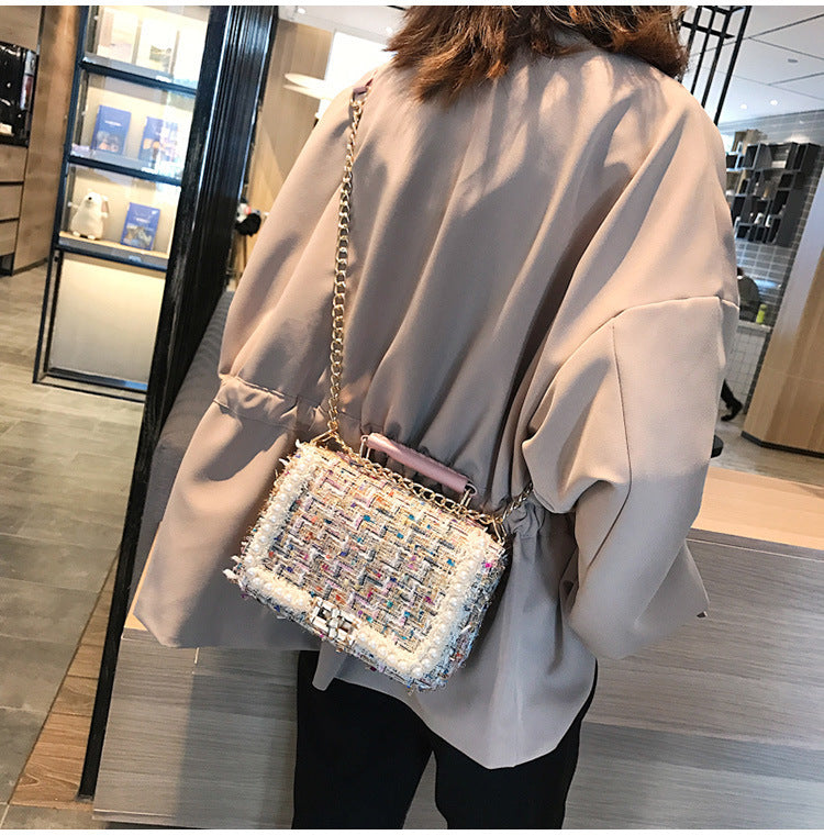 Messenger Chic