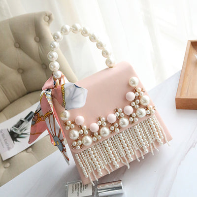 Tassel shoulder bag
