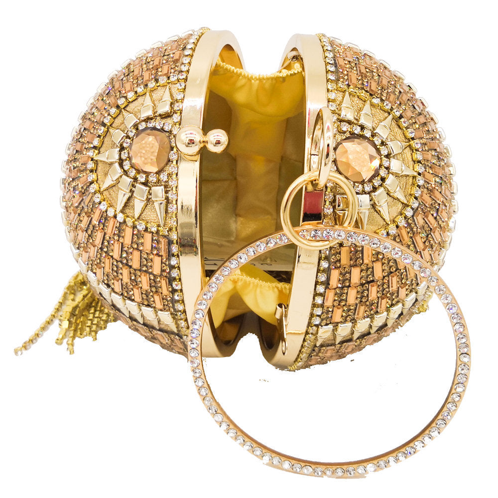 Diamond Tassel Round Chic